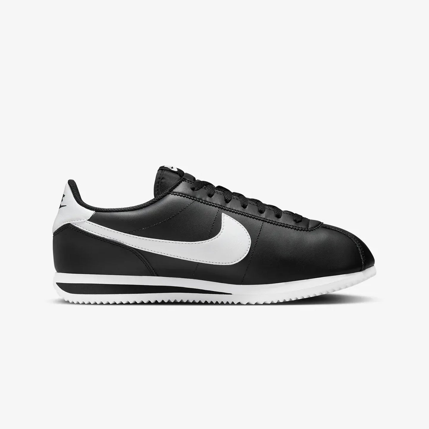 Nike | CORTEZ { BLACK/WHITE