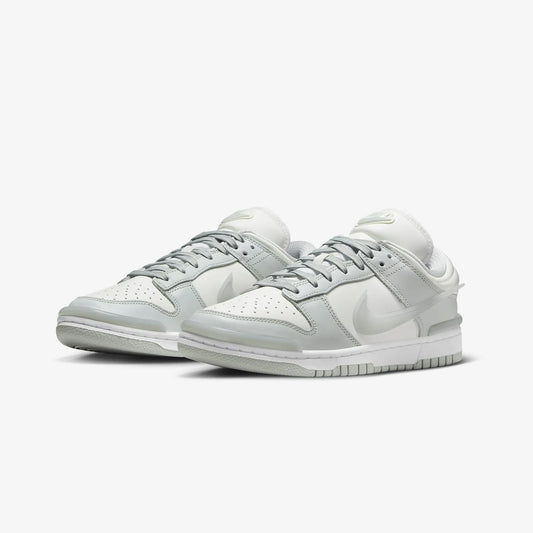 Nike | DUNK LOW TWIST { LIGHT SILVER/SAIL-WHITE
