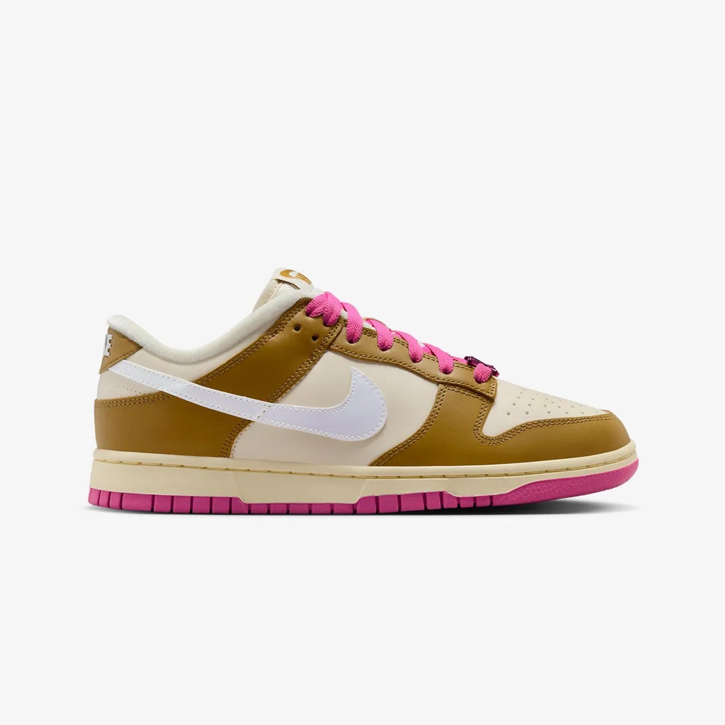 Nike | DUNK LOW SE { BRONZINE/COCONUT MILK-PLAYFUL PINK