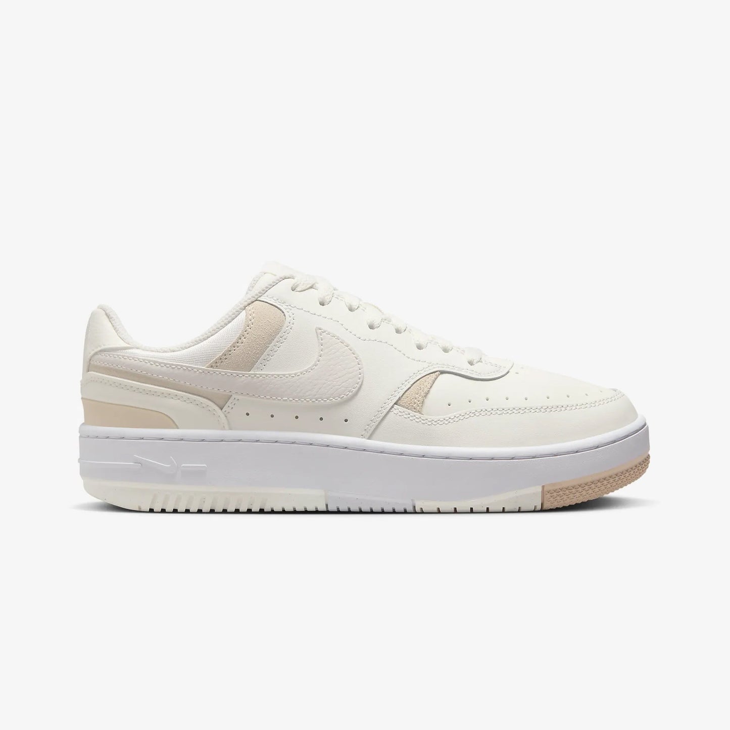 Nike | GAMMA FORCE { SAIL/PHANTOM-WHITE-SANDDRIFT