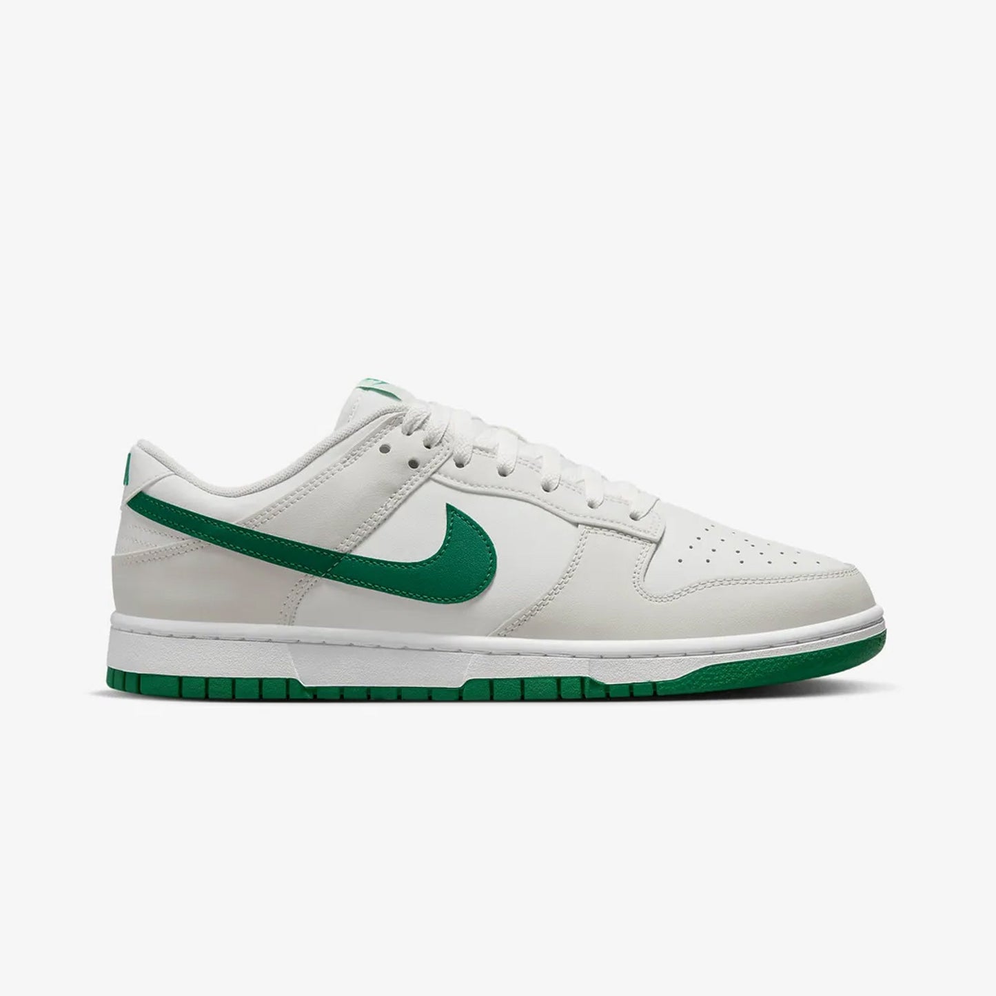 Nike | DUNK LOW RETRO { SUMMIT WHITE/MALACHITE-PLATINUM TINT