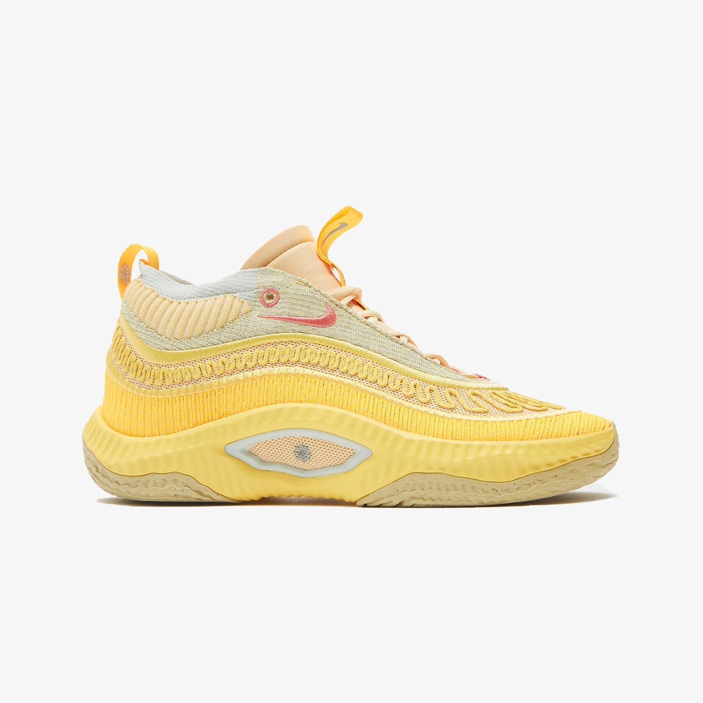 Nike | COSMIC UNITY 3 { PALE VANILLA/SEA CORAL-TOPAZ GOLD
