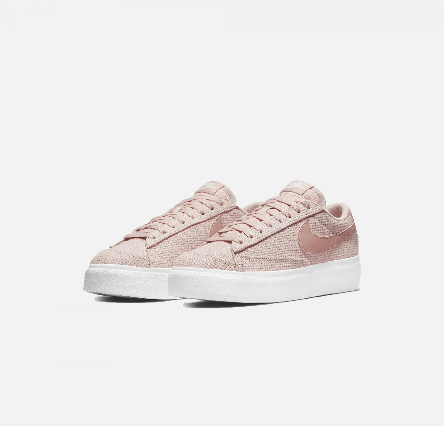 Nike | BLAZER LOW PLATFORM { PINK OXFORD / SUMMIT WHITE