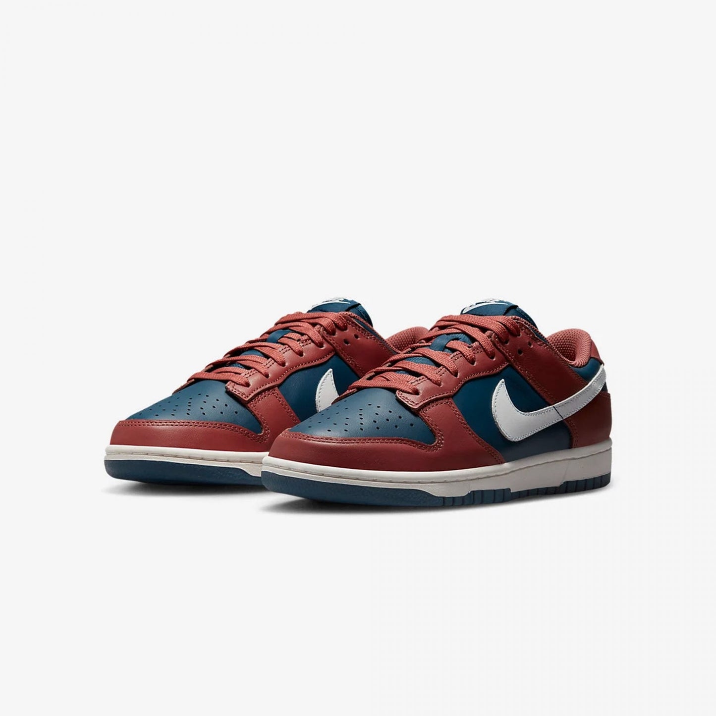Nike | DUNK LOW { CANYON RUST