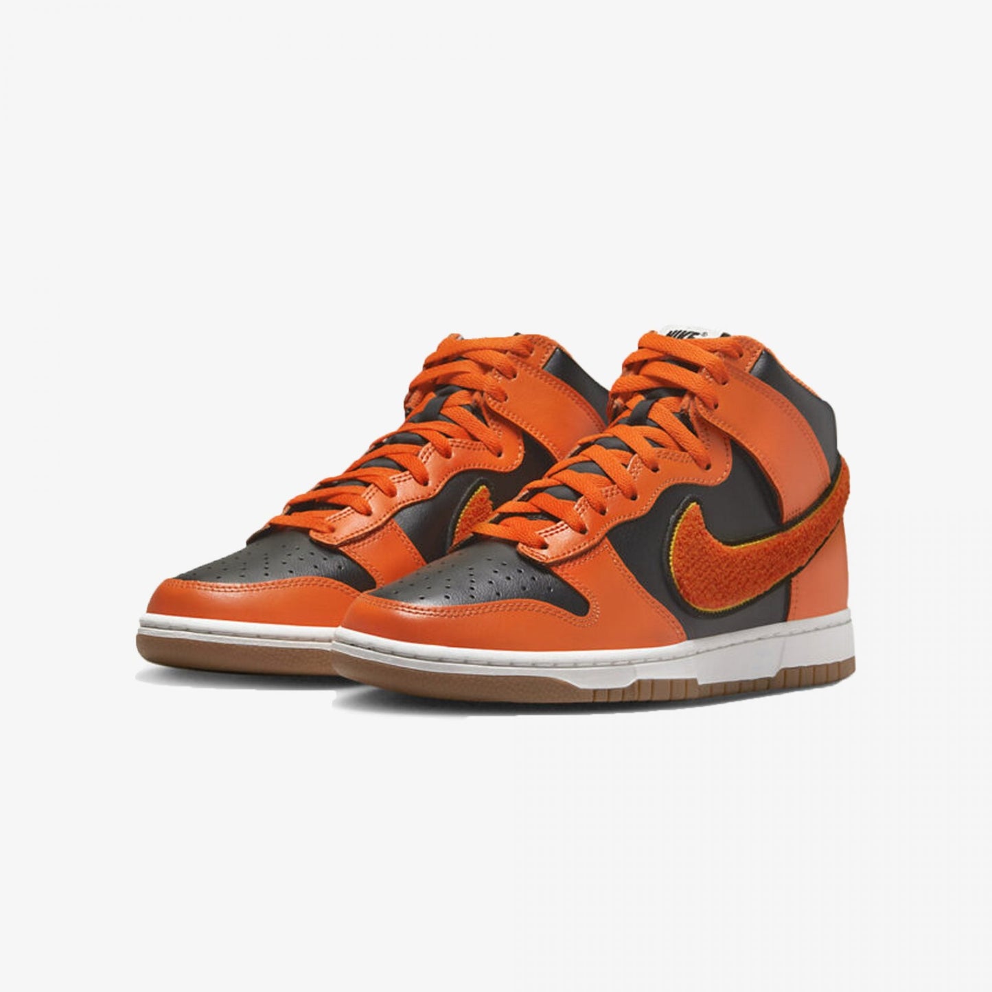 Nike | DUNK HIGH RETRO { BLACK/SAFETY ORANGE-UNIVERSITY GOLD