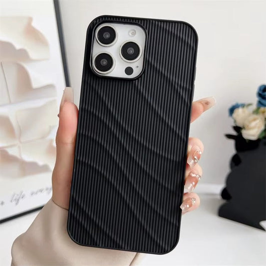 Stylish Grooved Striped Patterned Case - iPhone