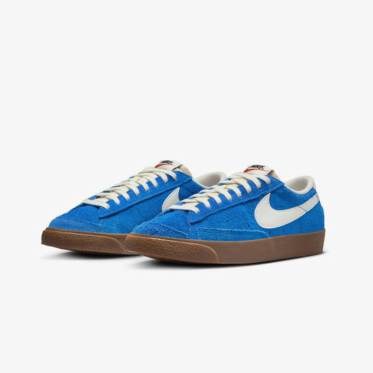 Nike | BLAZER LOW '77 VINTAGE { PHOTO BLUE/SAIL-GUM MED BROWN-BLACK