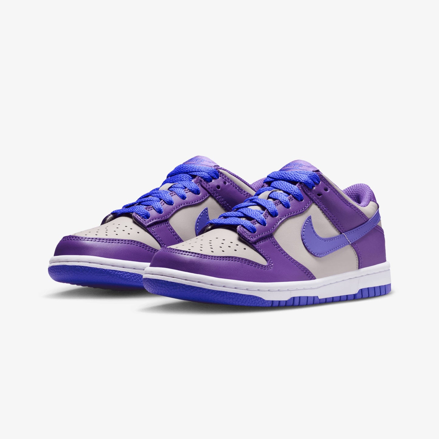 Nike | DUNK LOW { COLLEGE GREY/PERSIAN VIOLET-WILD GRAPE
