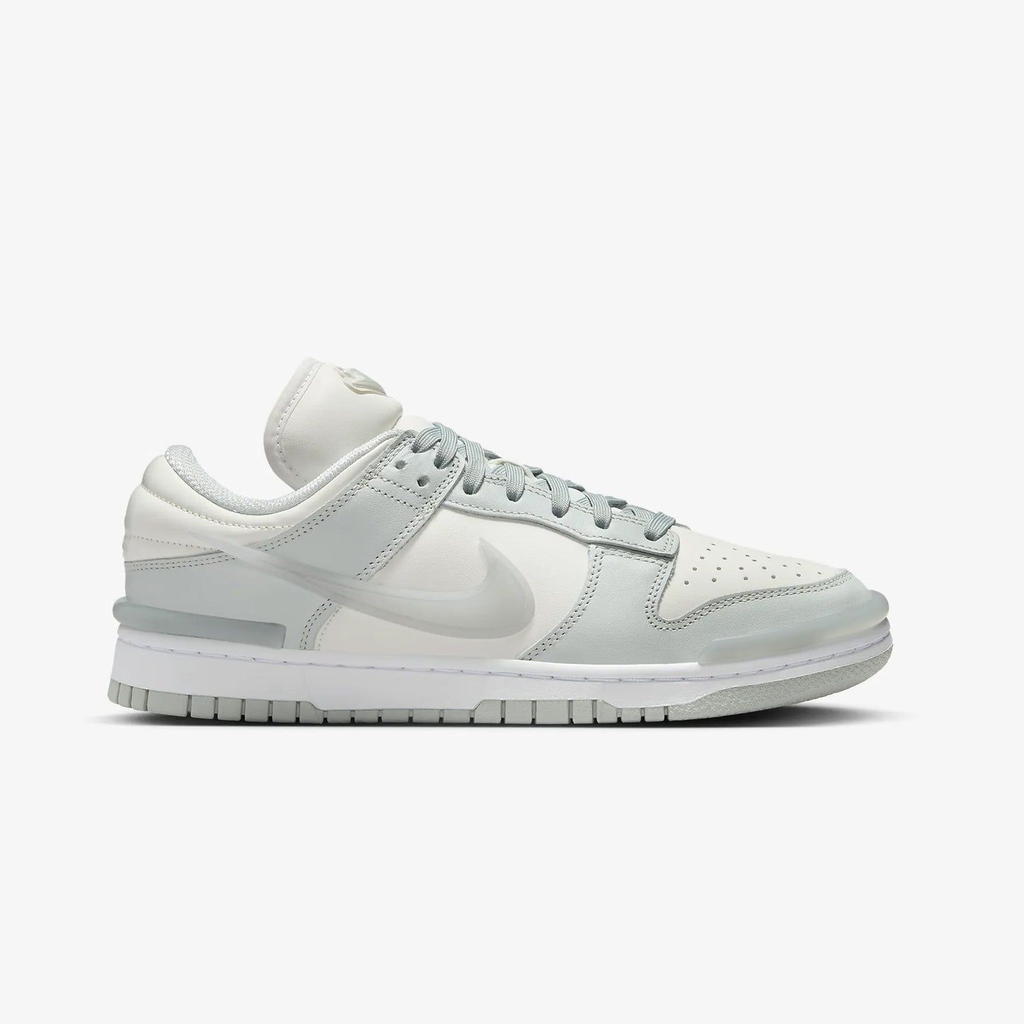 Nike | DUNK LOW TWIST { LIGHT SILVER/SAIL-WHITE