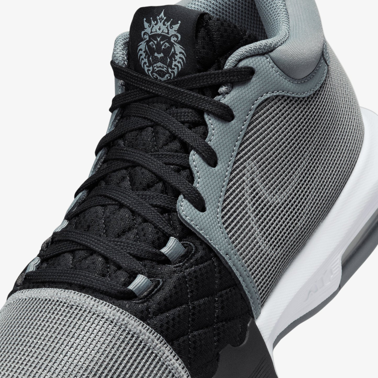 Nike | LEBRON WITNESS 8 EP { COOL GREY/WHITE-BLACK