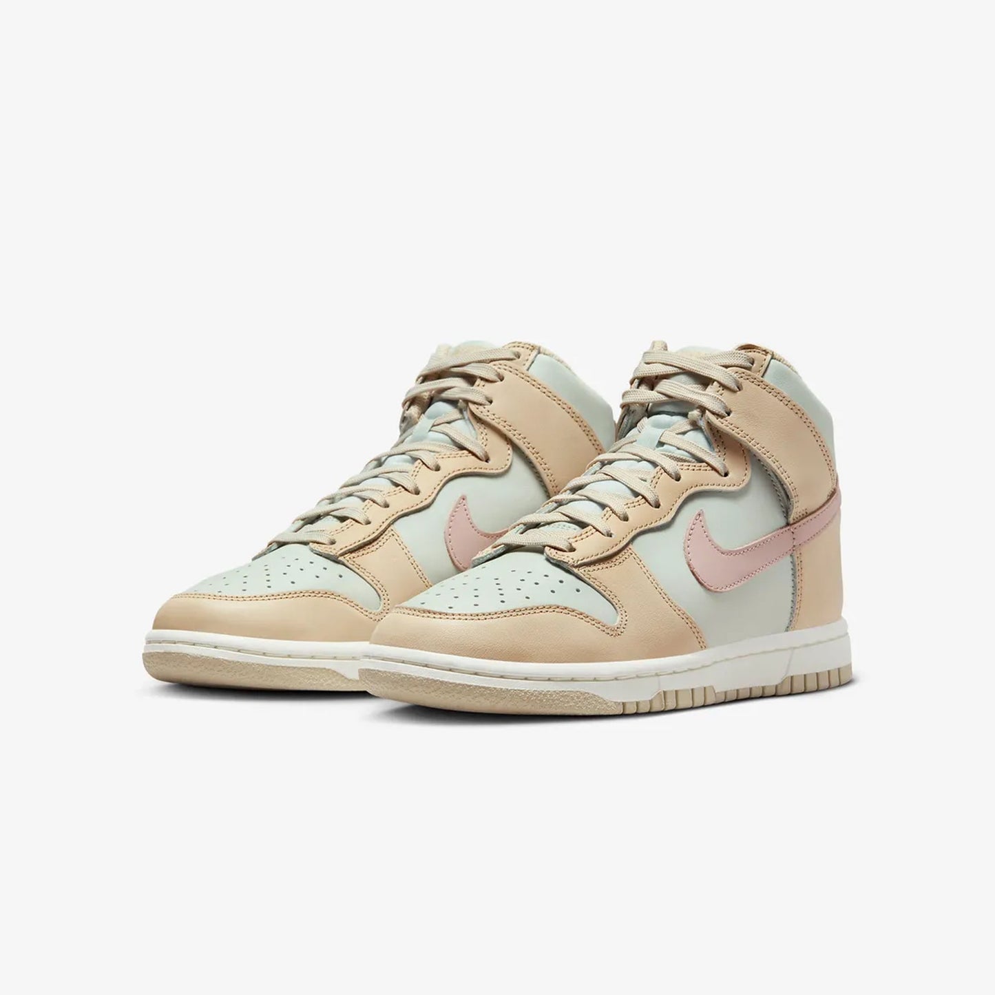 Nike | DUNK HIGH { SAND DRIFT/LIGHT SILVER