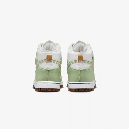 Nike | DUNK HIGH RETRO SE { GREEN