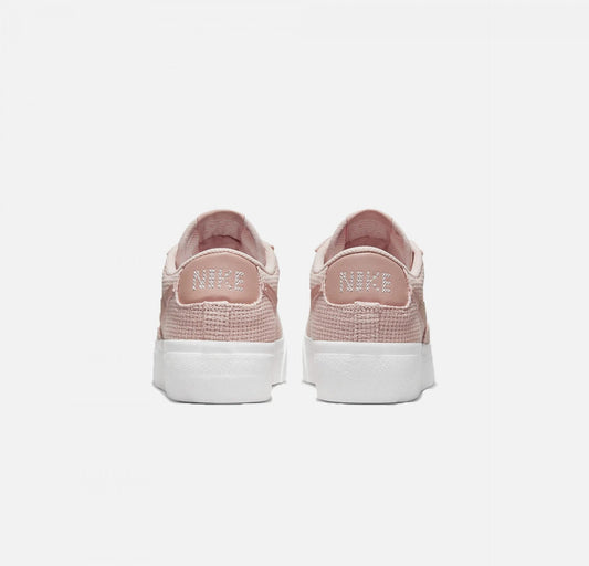 Nike | BLAZER LOW PLATFORM { PINK OXFORD / SUMMIT WHITE