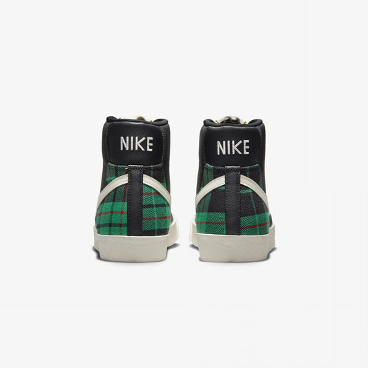 Nike | BLAZER MID '77 PREMIUM { BLACK