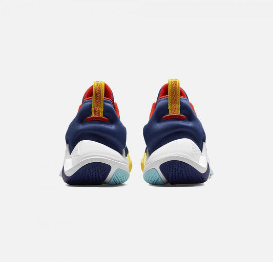 Nike | GIANNIS IMMORTALITY { FORCE FIELD