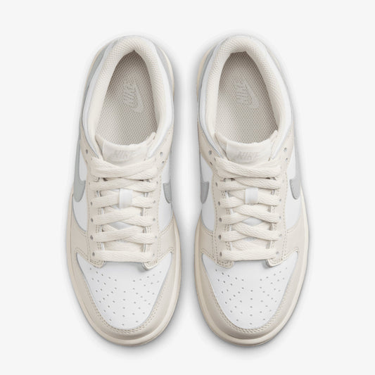 Nike | DUNK LOW { WHITE/LIGHT SILVER-PHANTOM