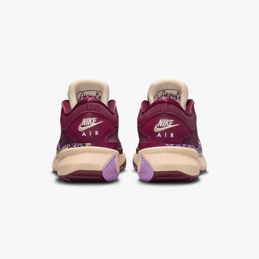 Nike | FREAK 5 EP { NOBLE RED/ICE PEACH-DESERT BERRY