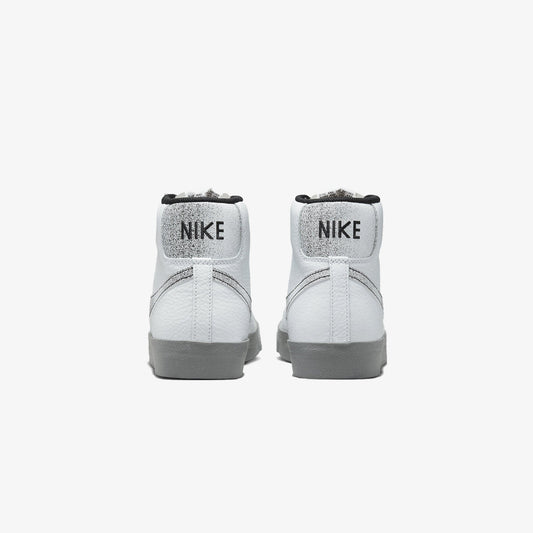Nike | BLAZER MID '77 { WHITE/SMOKE GREY-BLACK-WHITE