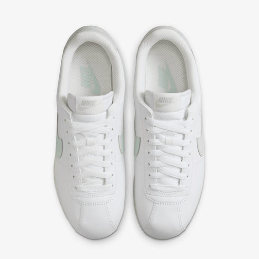 Nike | CORTEZ LEATHER { SUMMIT WHITE/LIGHT SILVER-SAIL