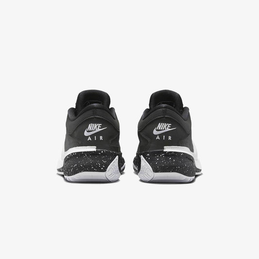 Nike | FREAK 5 EP { BLACK/WHITE-PURE PLATINUM