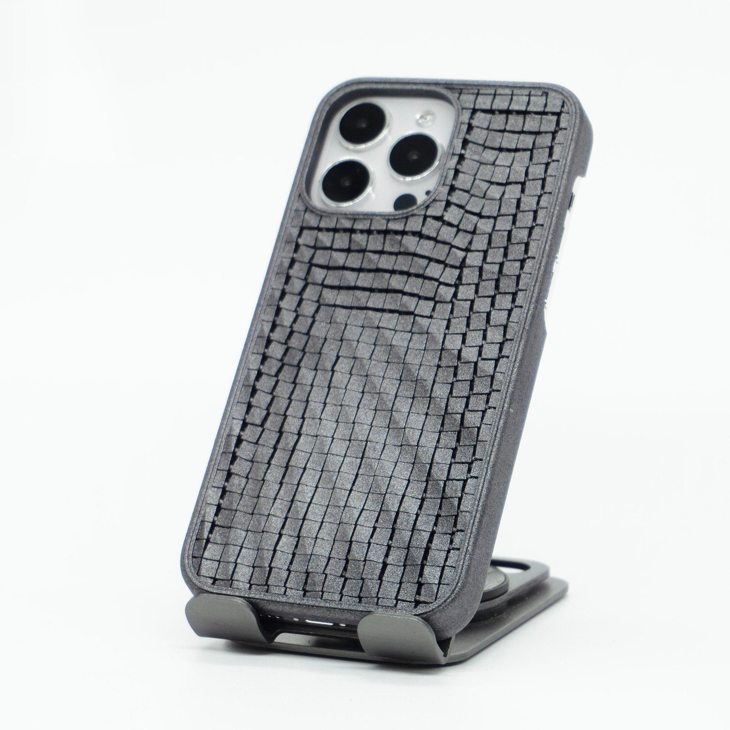 Unique 3D Square Chainmail Pattern Case - iPhone