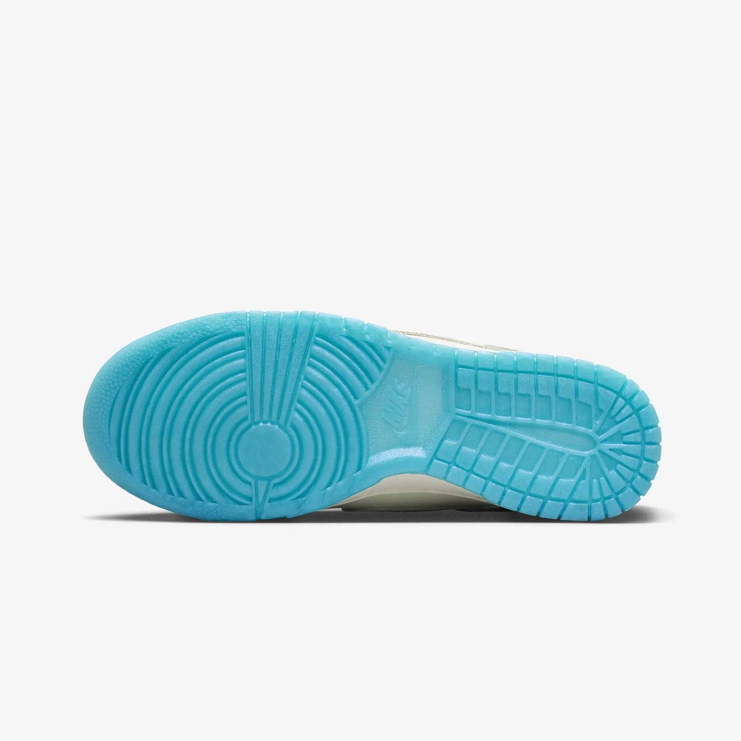 Nike | DUNK LOW LX { SAIL/SAIL-SAIL-DUSTY CACTUS