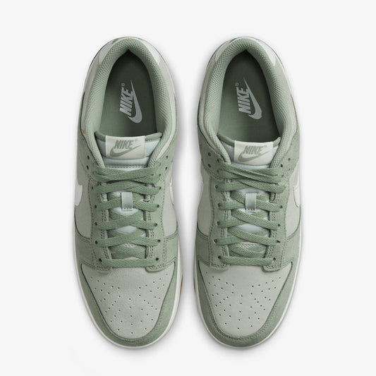 NIKE | DUNK LOW RETRO SE { JADE HORIZON/SUMMIT WHITE-LIGHT SILVER