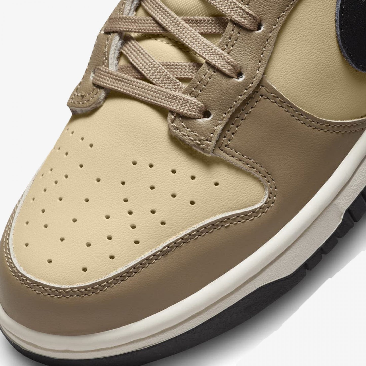 Nike | DUNK LOW { DK DRIFTWOOD/BLACK