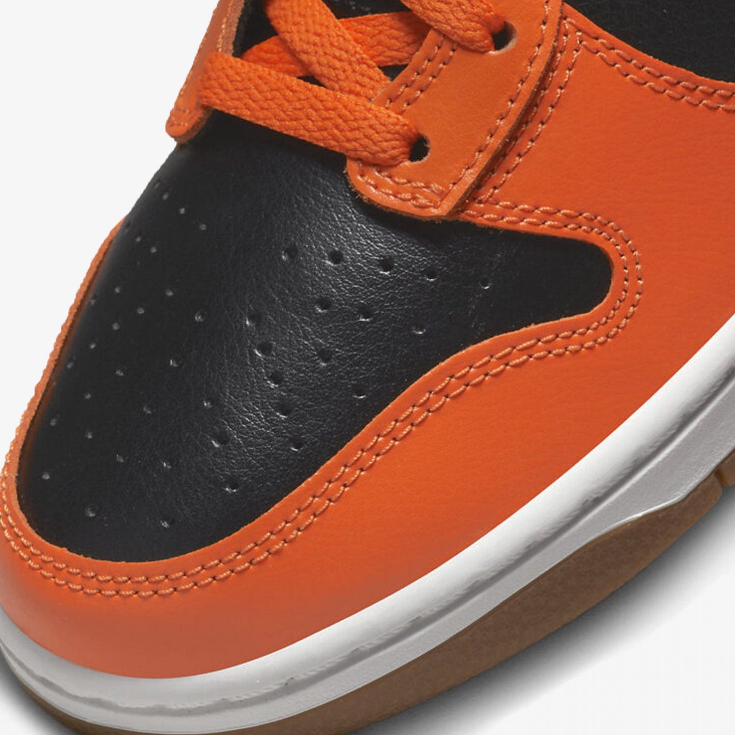 Nike | DUNK HIGH RETRO { BLACK/SAFETY ORANGE-UNIVERSITY GOLD