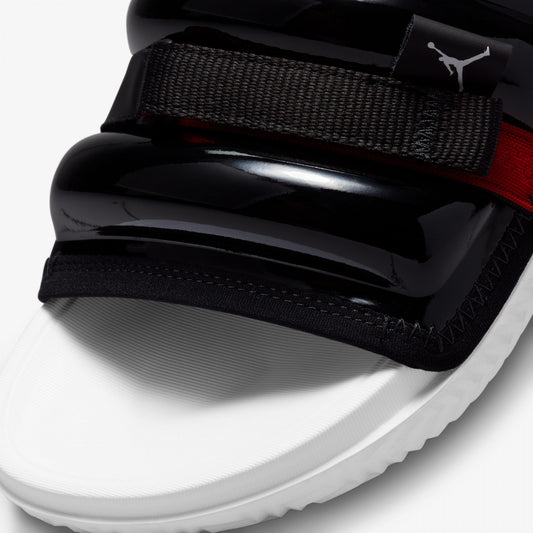Nike | JORDAN SUPER PLAY SLIDES { BLACK / WHITE