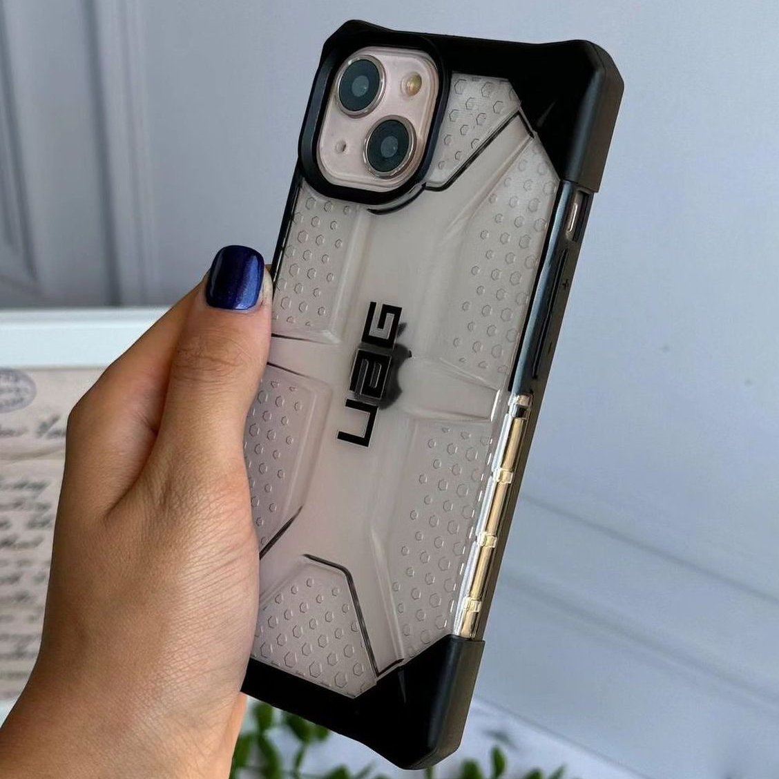 Urban Defender Hybrid Protective Case - iPhone