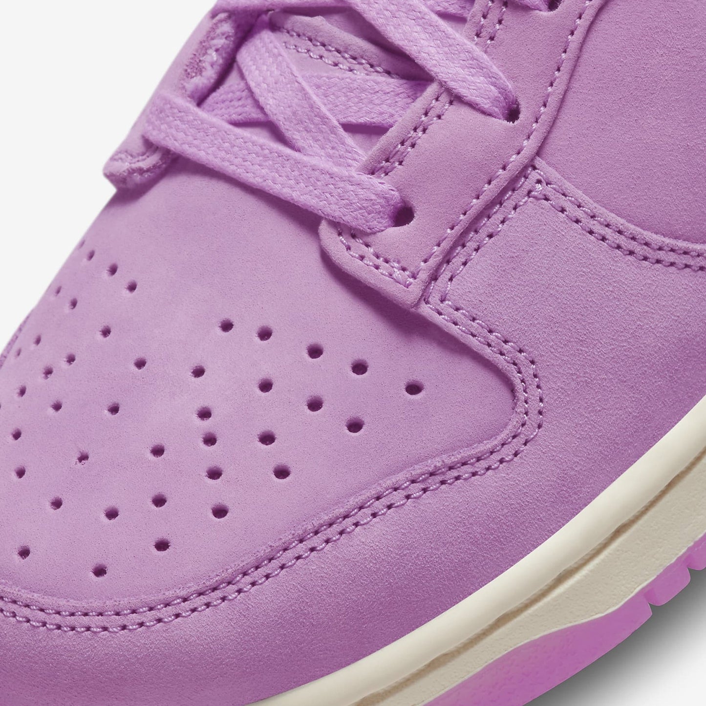 Nike | DUNK LOW PREMIUM MF { RUSH FUCHSIA/RUSH FUCHSIA-RUSH FUCHSIA