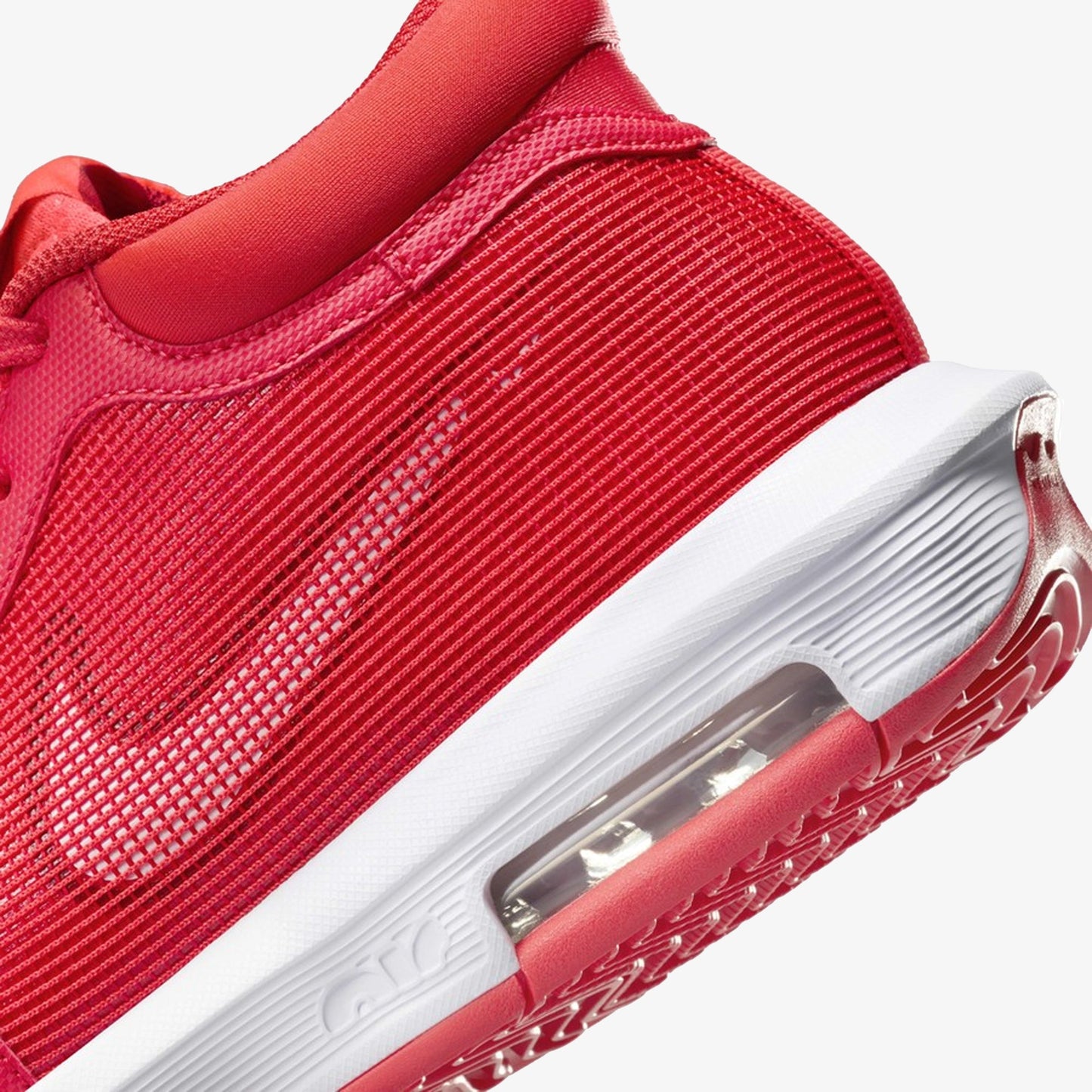 Nike | LEBRON WITNESS 8 EP { LT CRIMSON/WHITE-BRIGHT CRIMSON-GYM RED