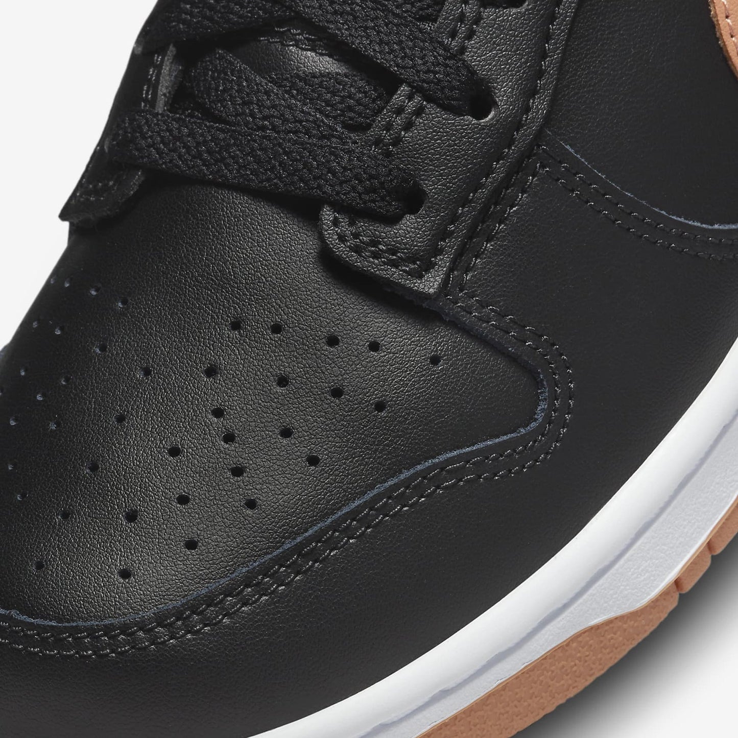 Nike | DUNK LOW RETRO { BLACK/AMBER BROWN-BLACK-WHITE