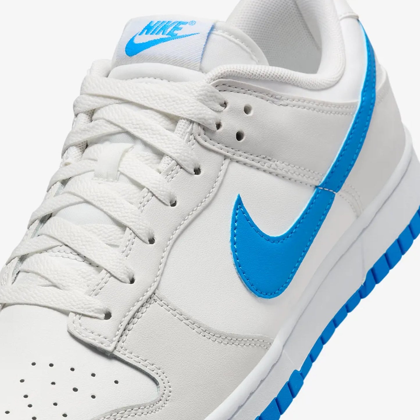 Nike | DUNK LOW RETRO { SUMMIT WHITE/PHOTO BLUE-PLATINUM TINT