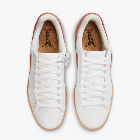 NIKE | BLAZER PHANTOM LOW { WHITE/DARK RUSSET-SUMMIT WHITE