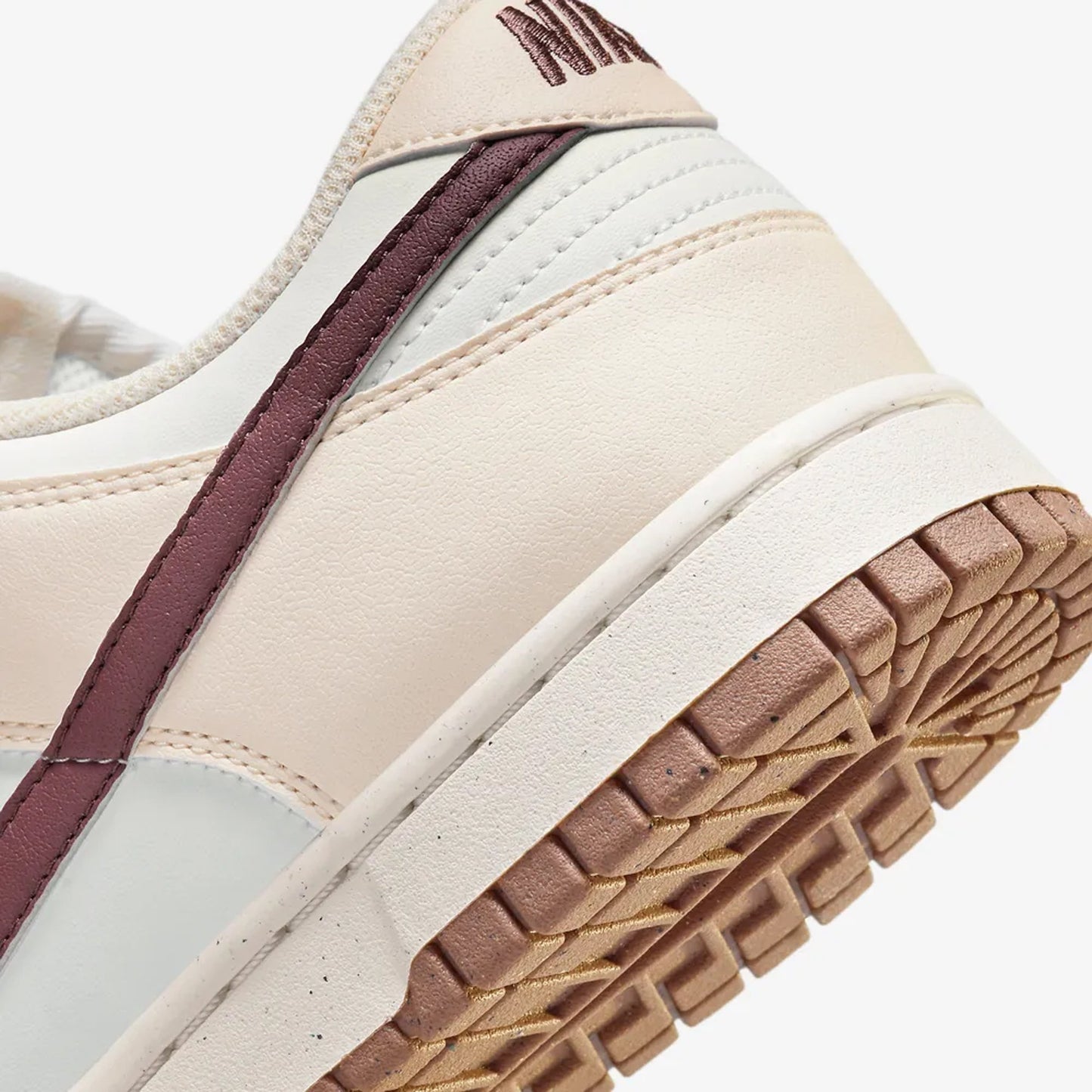 Nike | DUNK LOW { COCONUT MILK/SMOKEY MAUVE-SUMMIT WHITE
