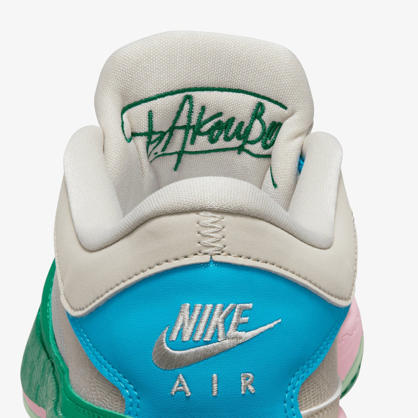 Nike | FREAK 5 EP { LT OREWOOD BRN/EMERALD RISE