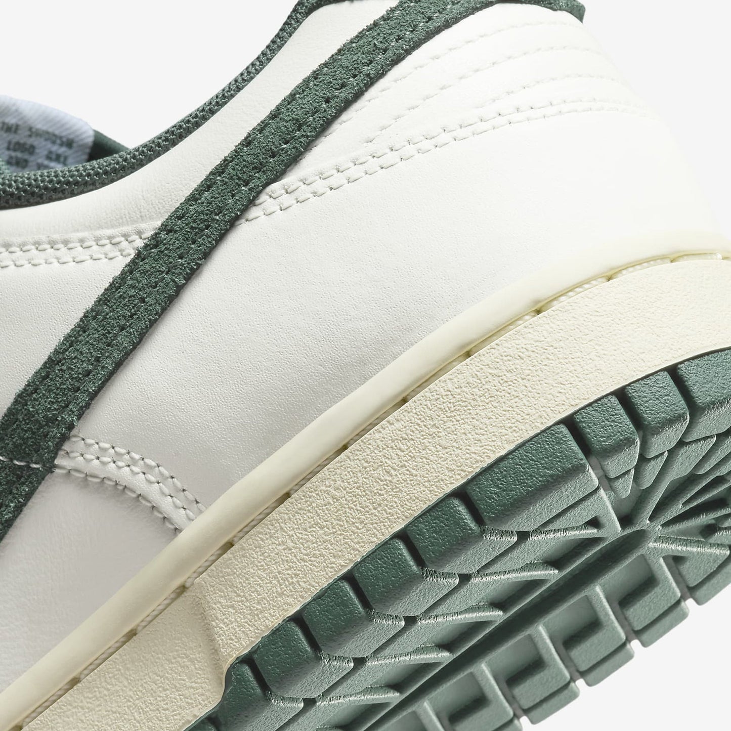 Nike | DUNK LOW { SAIL/DEEP JUNGLE-COCONUT MILK-WHITE
