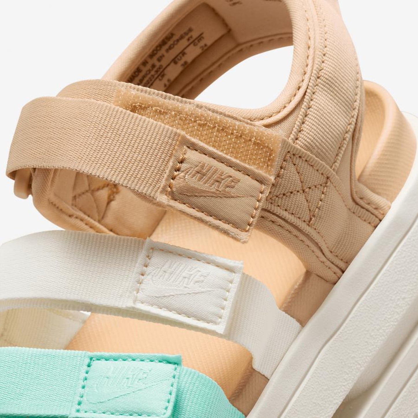 Nike | ICON CLASSIC { MINERAL/HEMP-PALE IVORY-EMERALD RISE