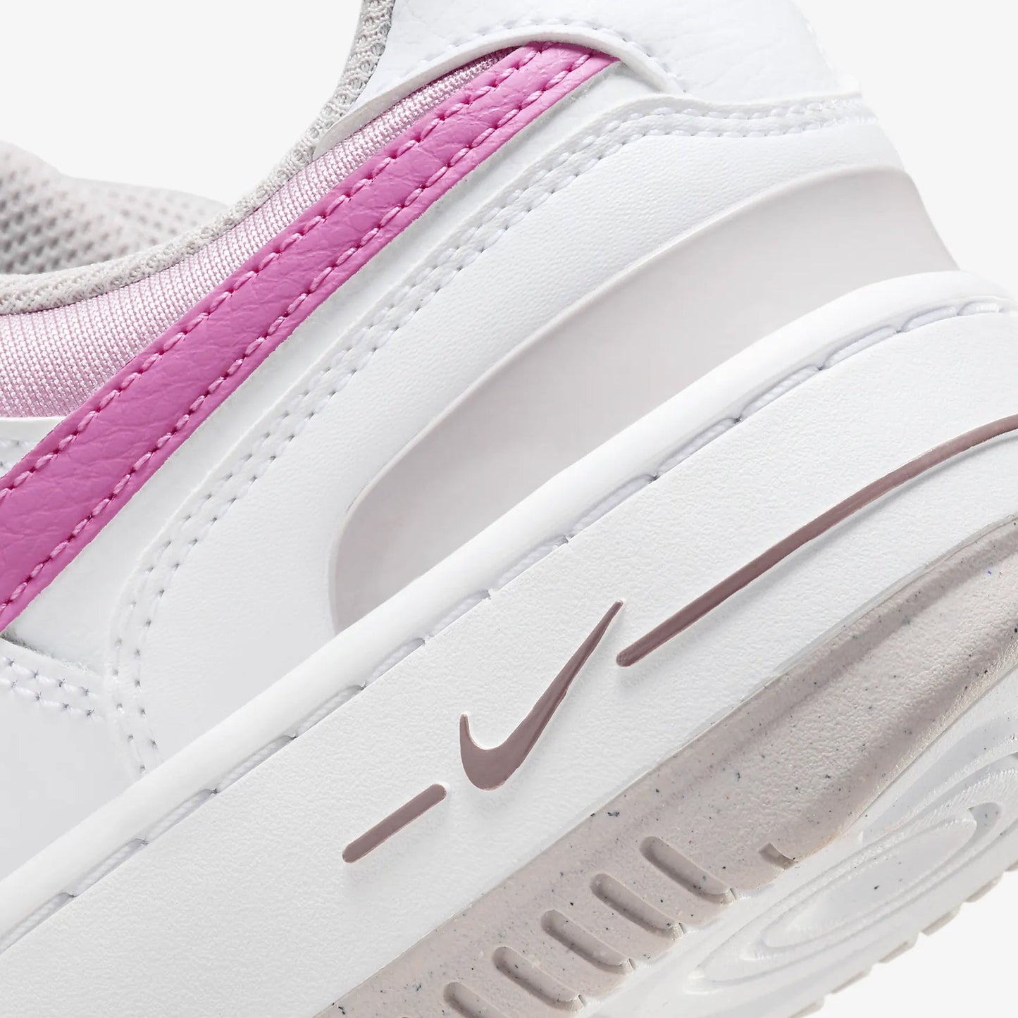 Nike | GAMMA FORCE { WHITE/PLAYFUL PINK-PLATINUM VIOLET