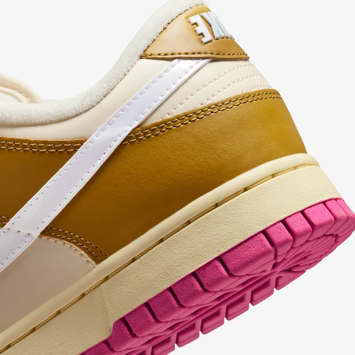 Nike | DUNK LOW SE { BRONZINE/COCONUT MILK-PLAYFUL PINK