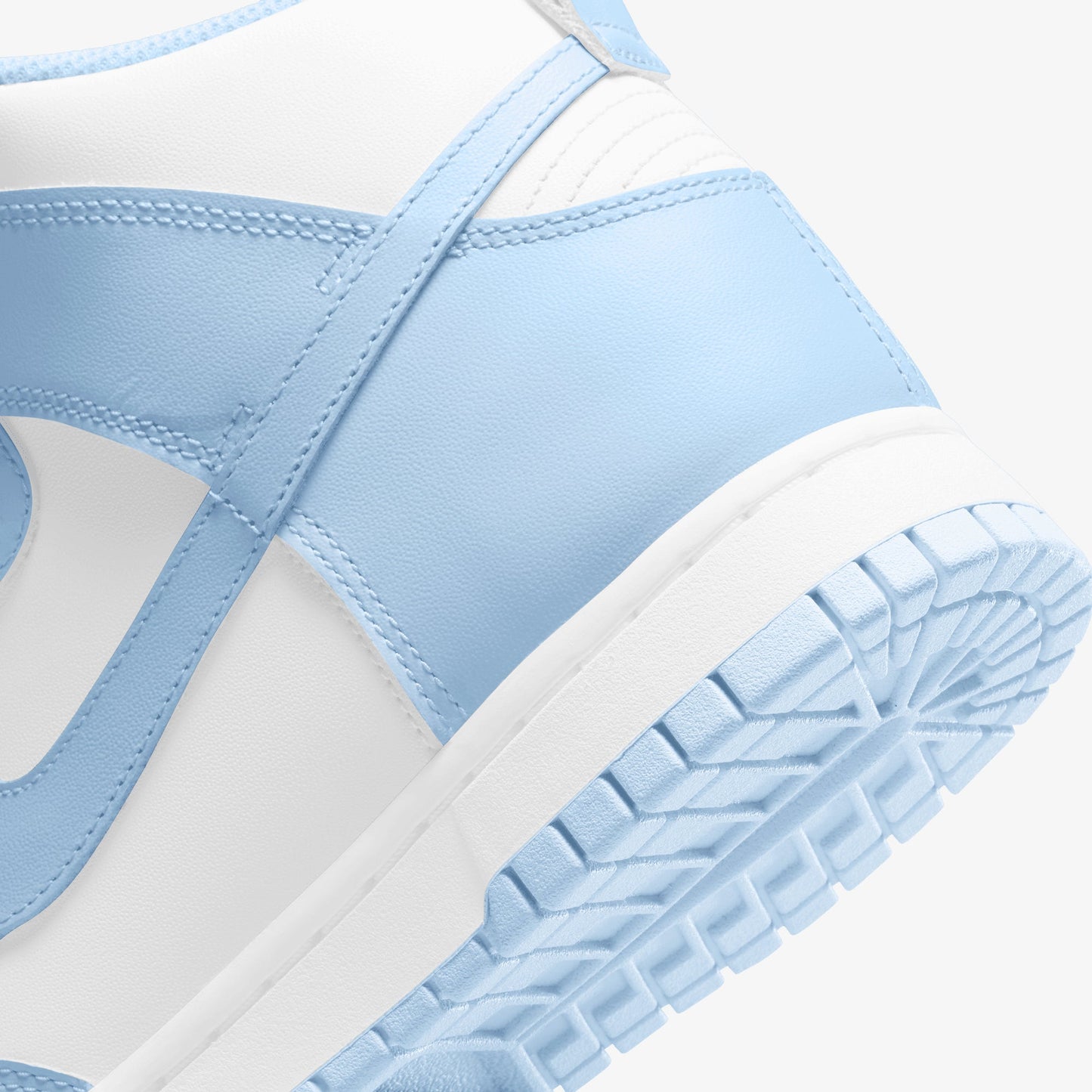 Nike | DUNK HIGH { WHITE/ALUMINUM