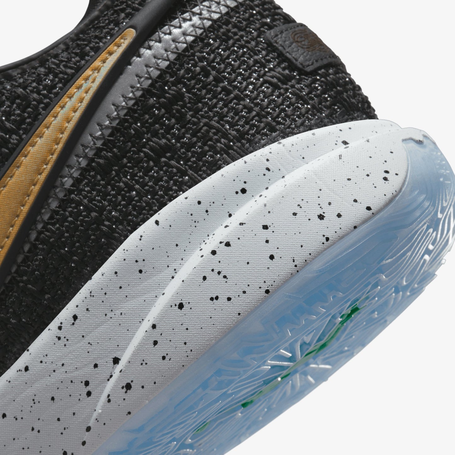Nike | LEBRON XX EP { BLACK METALLIC GOLD