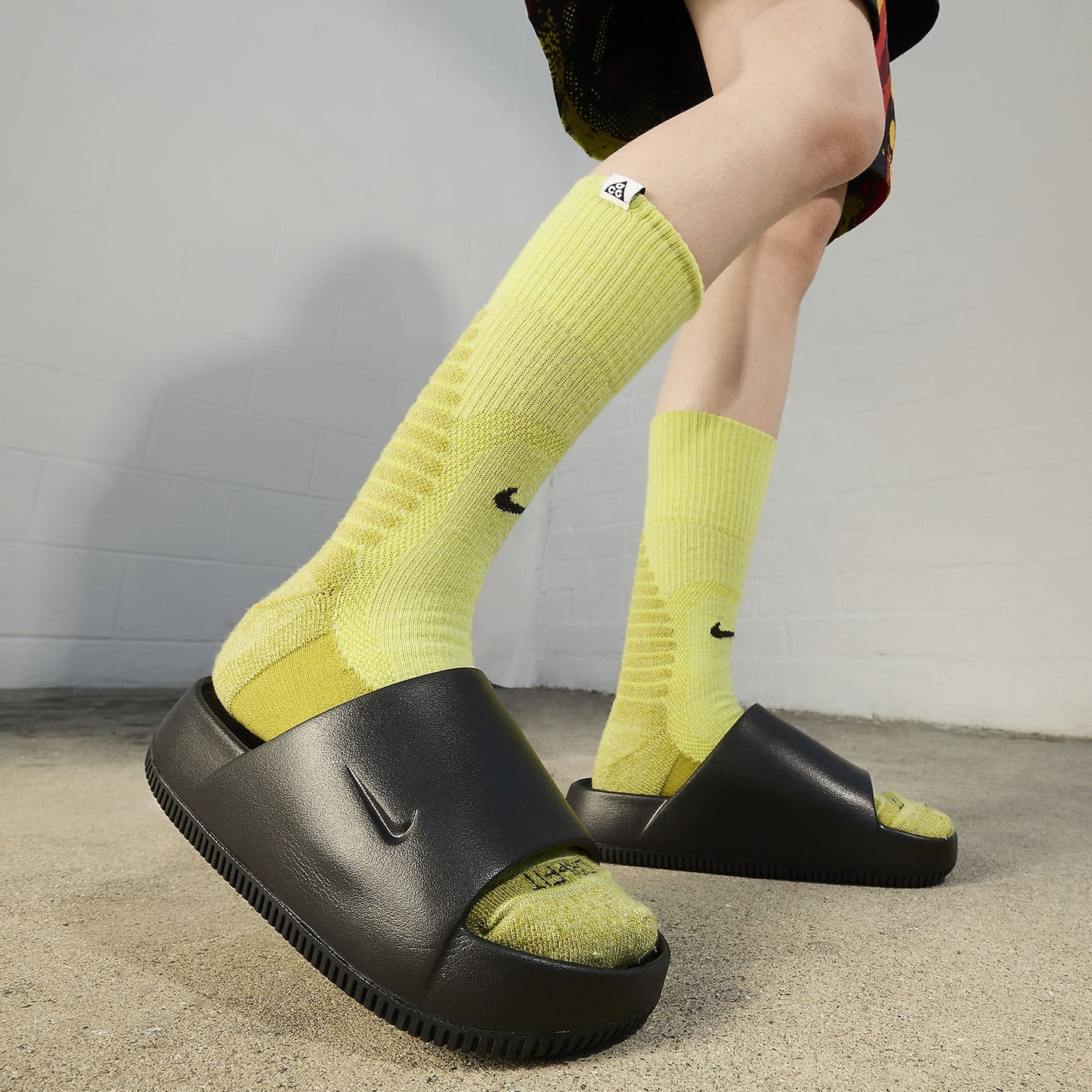 Nike | CALM { BLACK/BLACK
