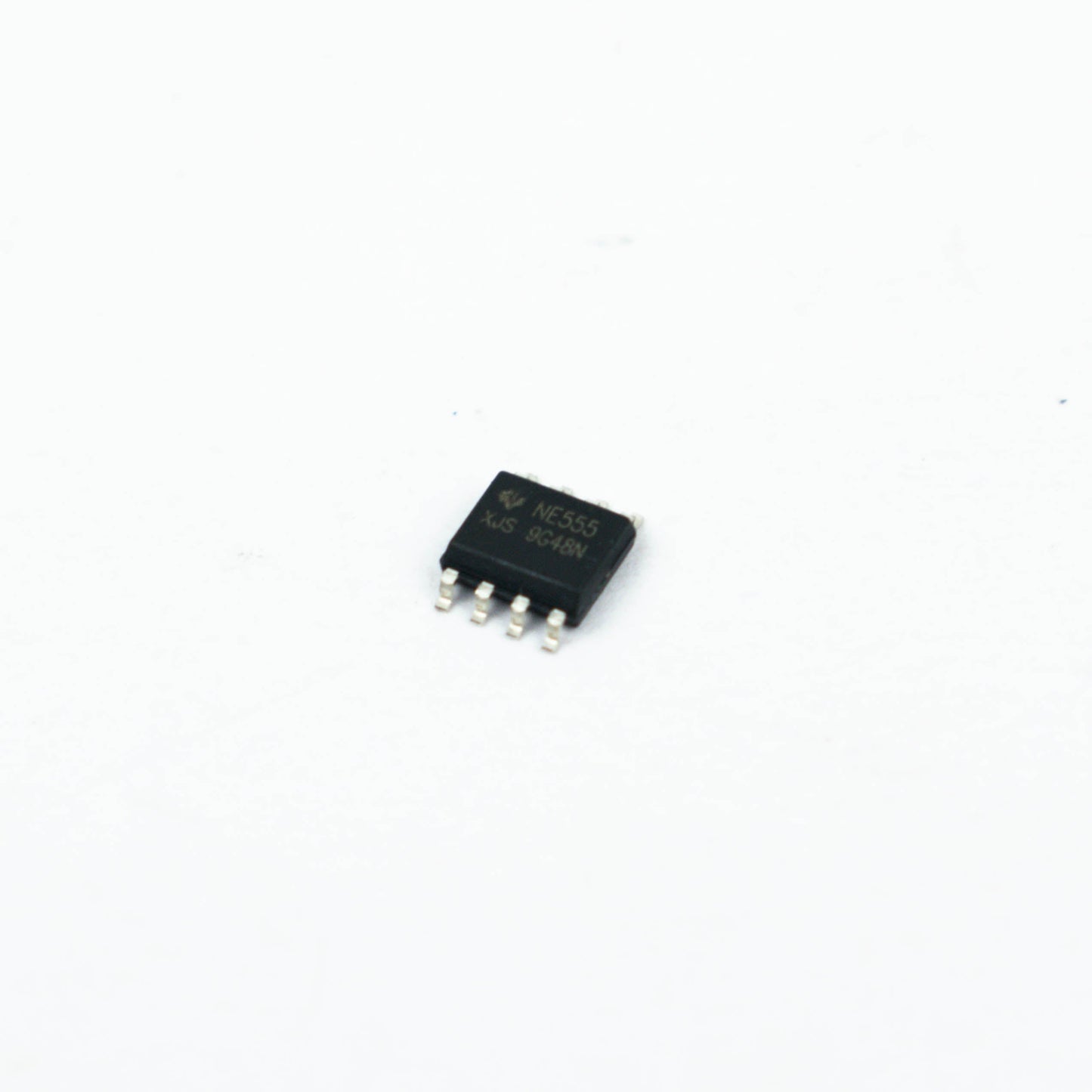 Texas Instruments NE555 Precision Timers IC (SMD Package)