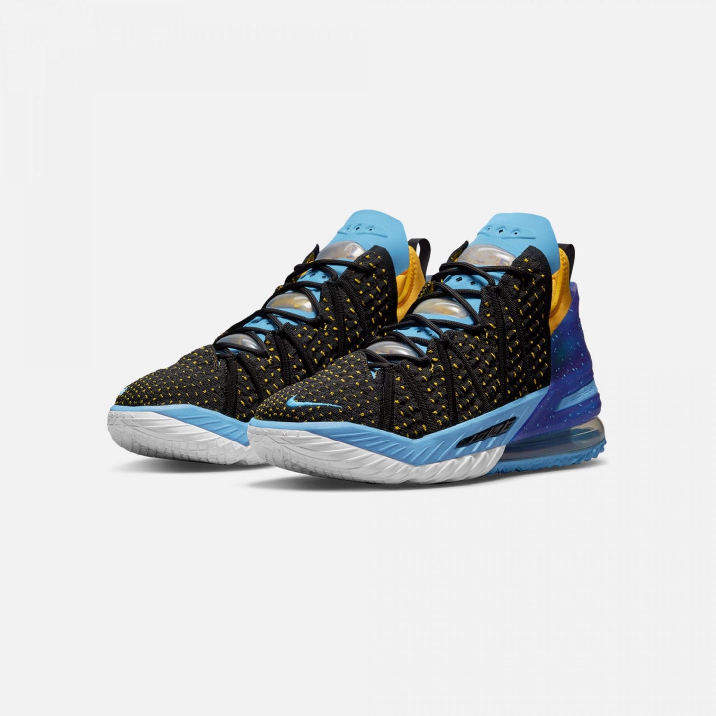 Nike | LEBRON 18 { DYNASTY