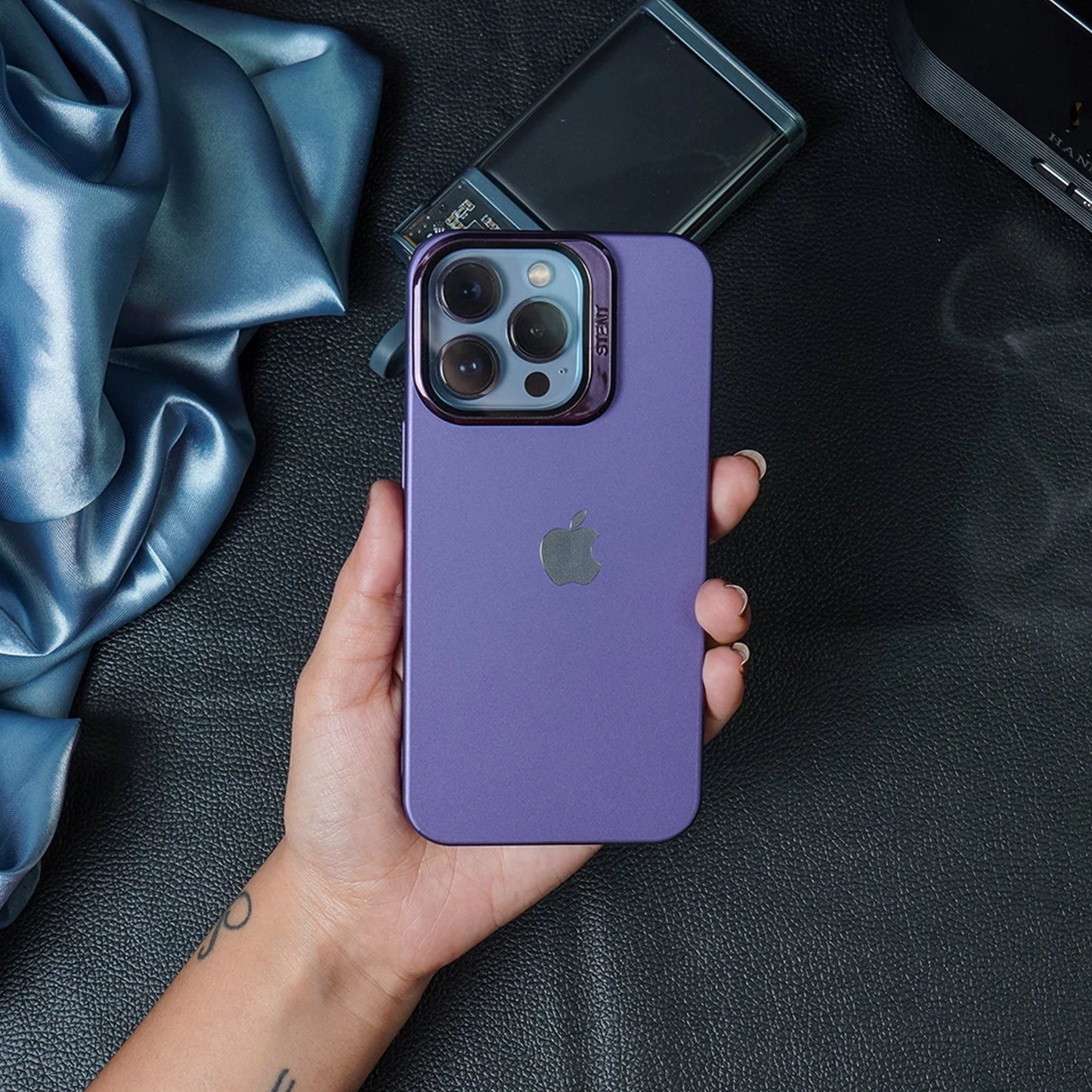 Luxury Camera Protection Stand Case - iPhone