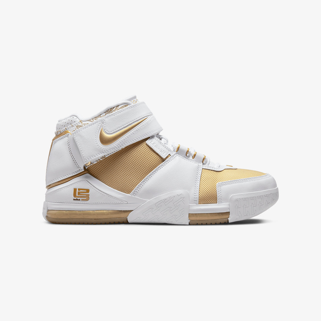 Nike | LEBRON 2 MACCABI { WHITE/METALLIC GOLD-VARSITY CRIMSON