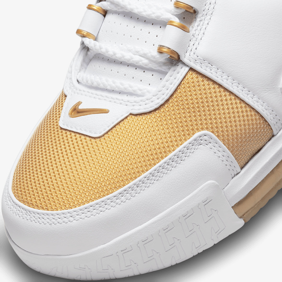 Nike | LEBRON 2 MACCABI { WHITE/METALLIC GOLD-VARSITY CRIMSON